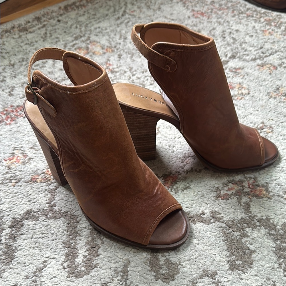 Lucky Brand Lisza Leather Block Heel Slingback Shooties